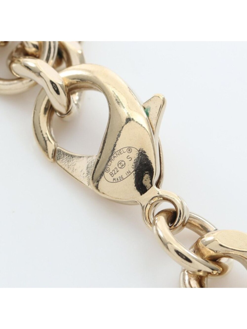 Chanel Choker CC Logo Necklace - Picture 5 of 6